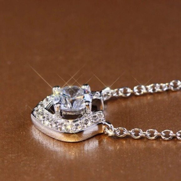 💥Pave Unique Hollow Pendant Necklace for Women, UNVN12410 - Picture 4 of 5